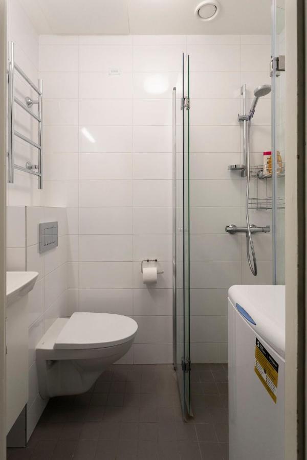 2Ndhomes Kamppi 1Br Apartment With Amazing City Views Helsinki Bagian luar foto